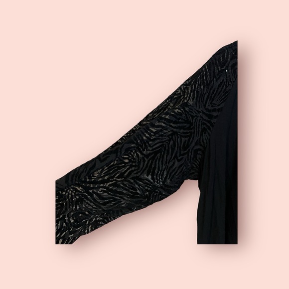 🆕A Zac & Rachel black blouse in size 1X - Picture 3 of 7